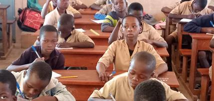 Use of the desks produced as part of the MAKARANTA competition